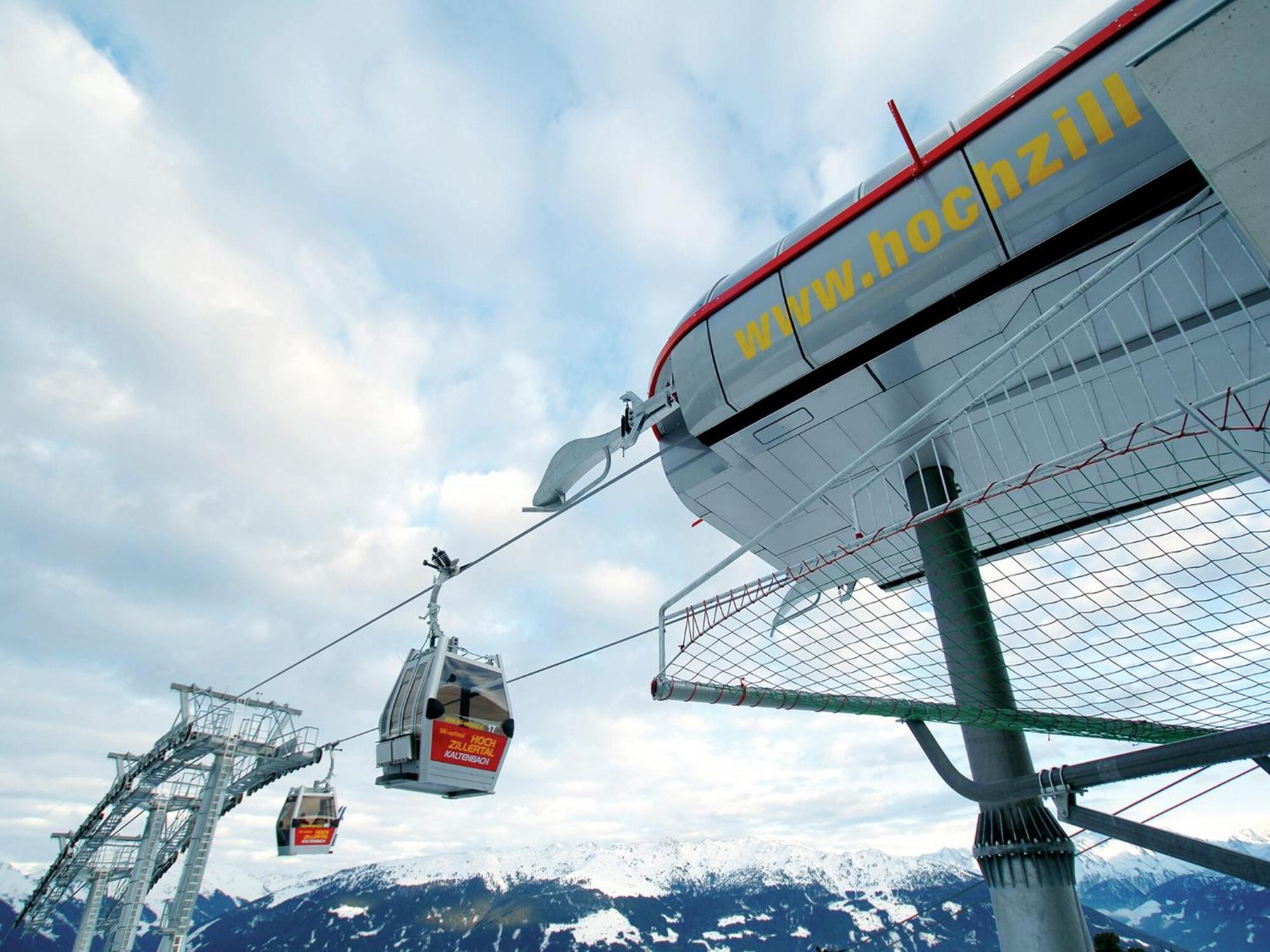 Spacious Apartment In Uderns Near Ski Area Luaran gambar